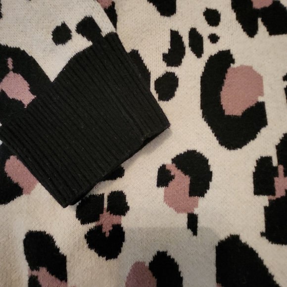Cheetah Sweater EUC - Picture 3 of 5